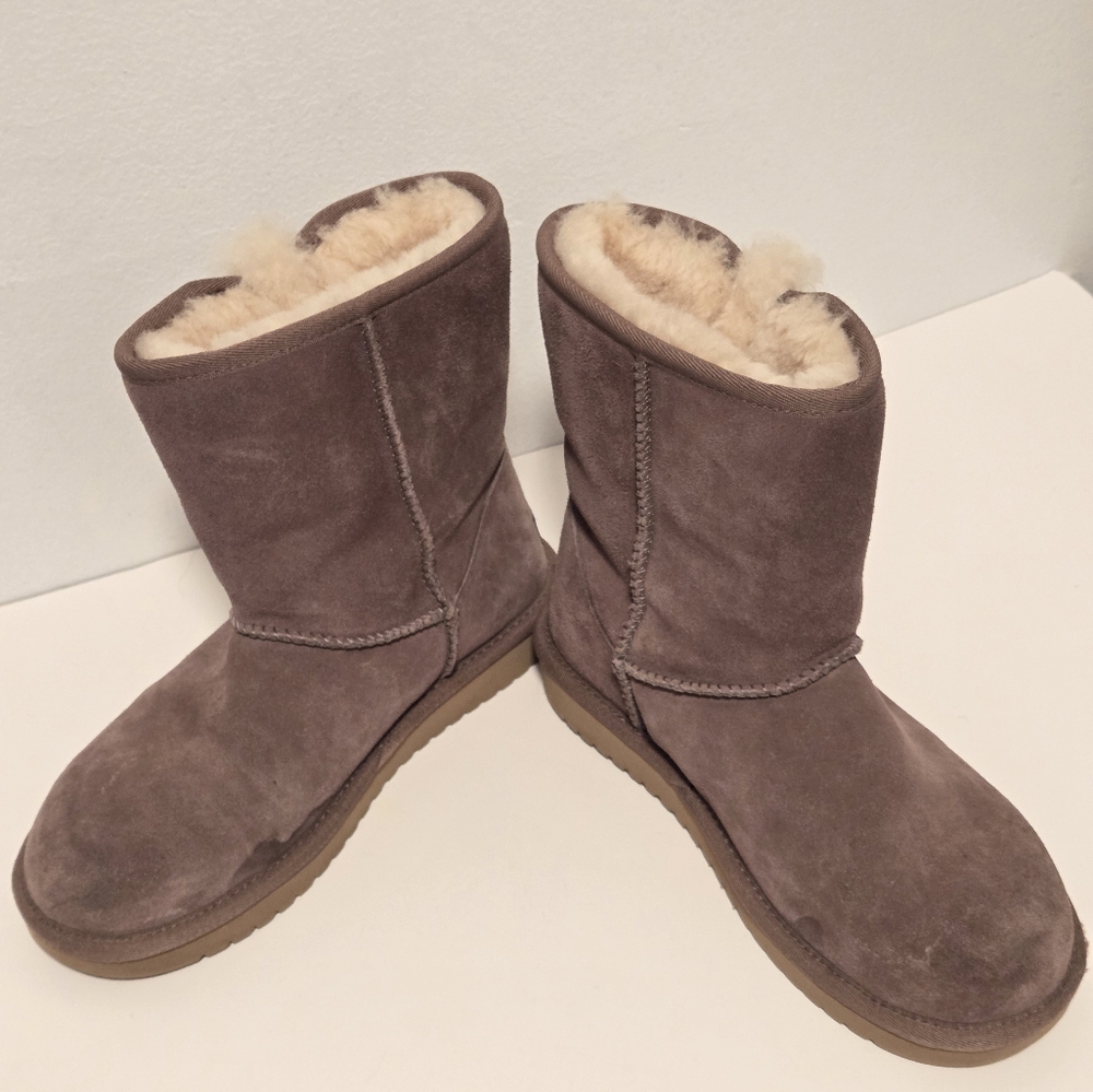 Koolaburra UGG Boots  Suede Victoria Short Winter Boot Sz 7 - Picture 12 of 16